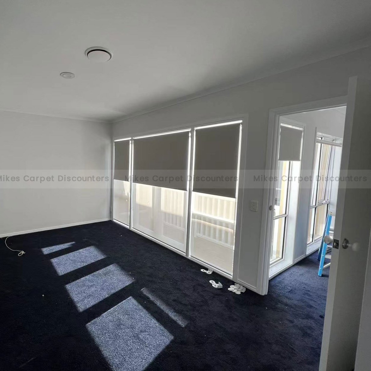 https://www.mikescarpets.com.au/wp-content/uploads/2022/06/Mikes-Window-Covering-Work-1.jpg
