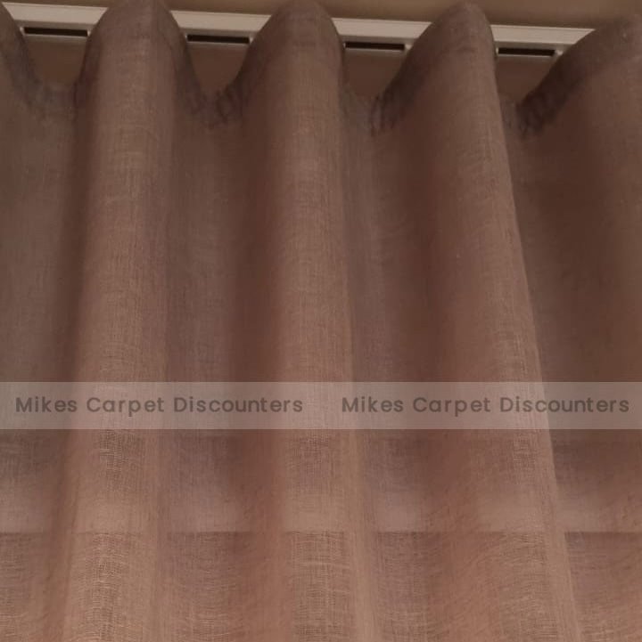 https://www.mikescarpets.com.au/wp-content/uploads/2022/06/Mikes-Window-Covering-Work-7.jpg